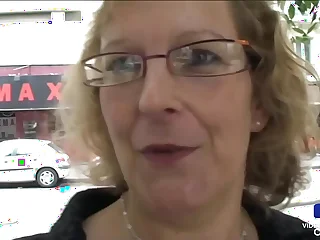 Françoise, mature en manque de bite